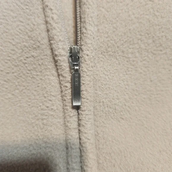 L.L.BEAN FLEECE VEST MEDIUM - Picture 9 of 9